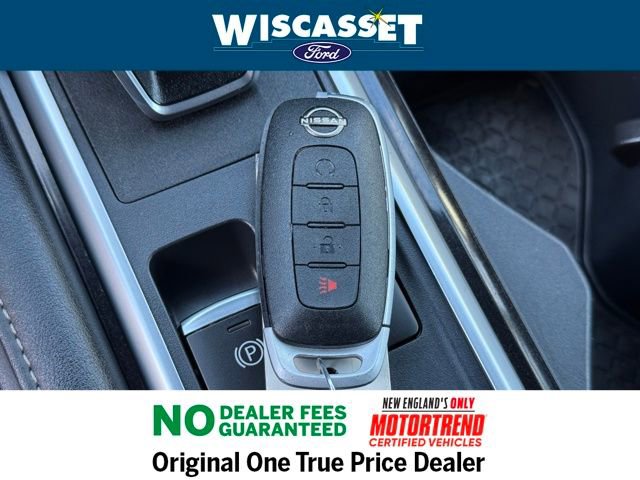 Used 2024 Nissan Pathfinder SV image 13