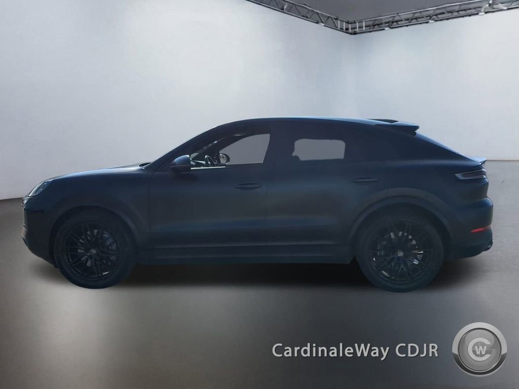 Used 2024 Porsche Cayenne Coupe image 5