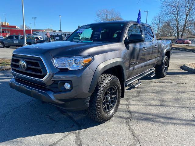 Used 2023 Toyota Tacoma SR5 image 3