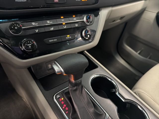 Used 2020 Kia Sedona L image 22