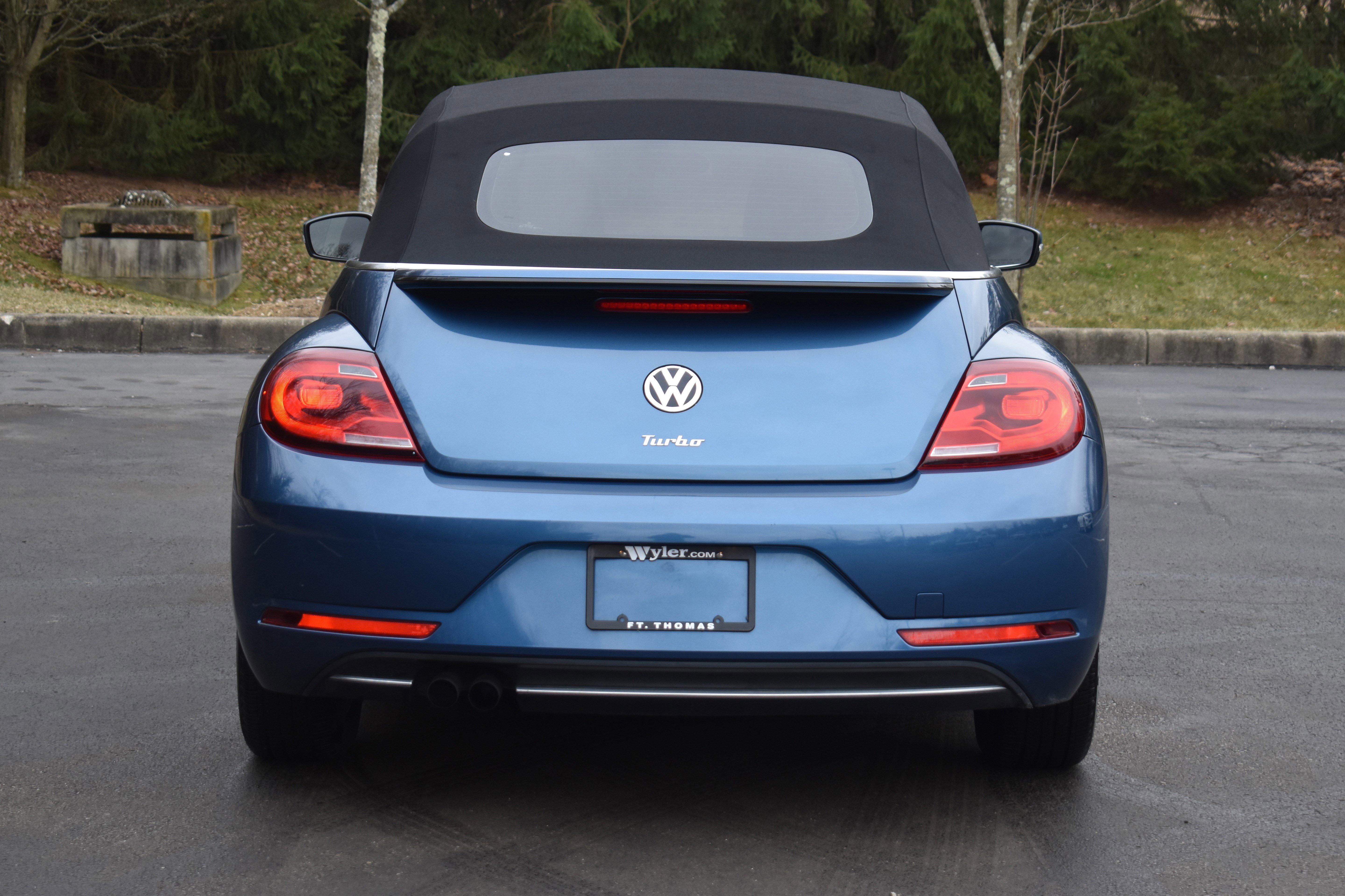 Used 2019 Volkswagen Beetle 2.0T S image 33