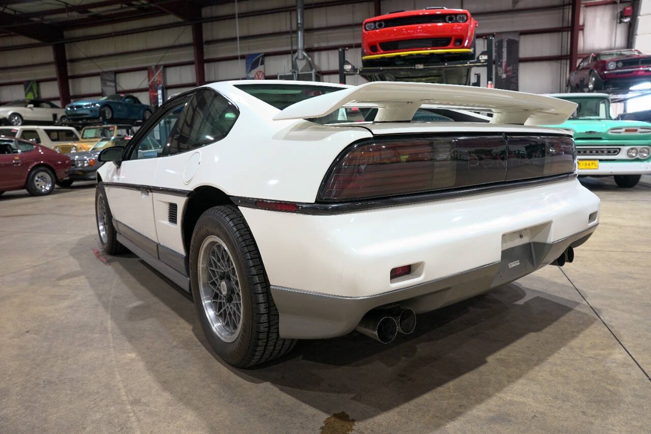 Used 1987 Pontiac Fiero GT RWD image 6
