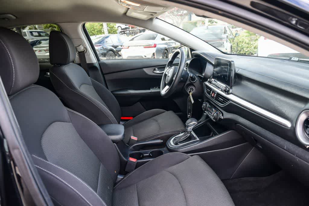 Used 2019 Kia Forte LXS FWD image 15