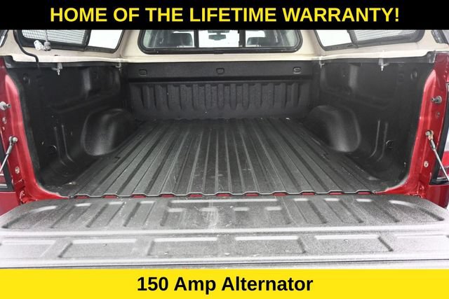 Used 2018 GMC Sierra 1500 SLT w/ SLT Premium Package AWD/4WD image 39