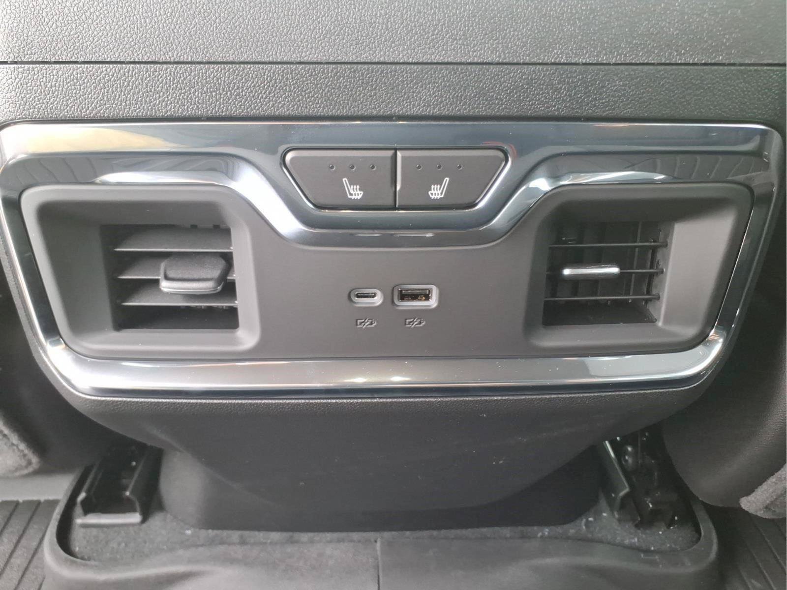 New 2026 Chevrolet Silverado 1500 LTZ AWD/4WD image 13