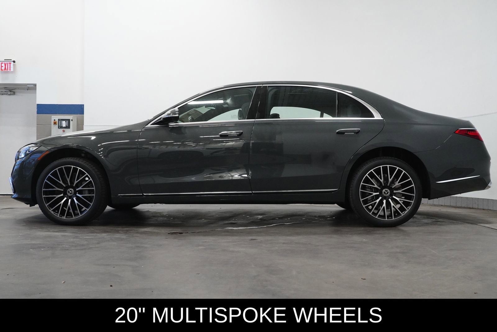 New 2026 Mercedes-Benz S 580 4MATIC Sedan image 6