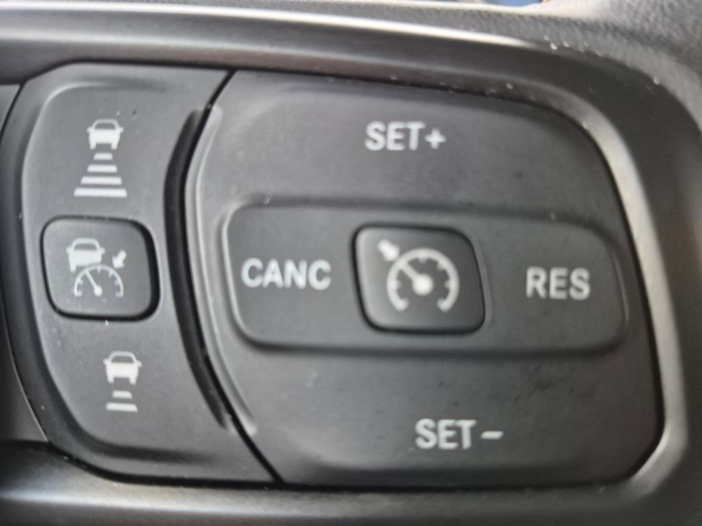 Used 2024 Jeep Wrangler Sport S image 16