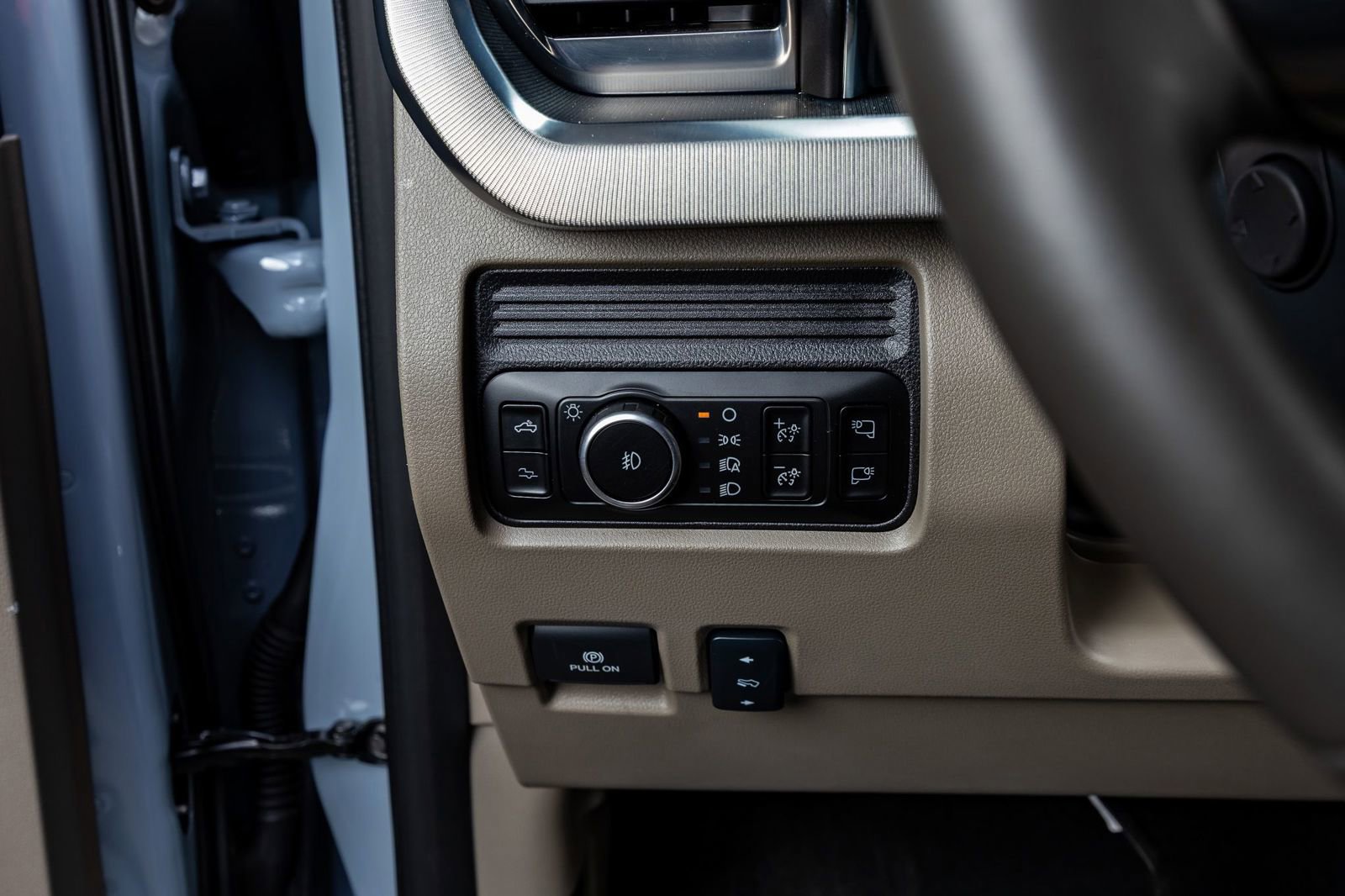 Used 2025 Ford F450 Platinum w/ Platinum Plus Package image 22