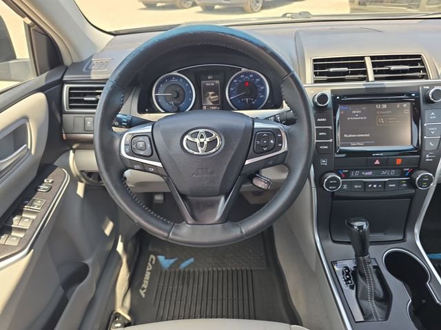 Used 2017 Toyota Camry XLE FWD image 10