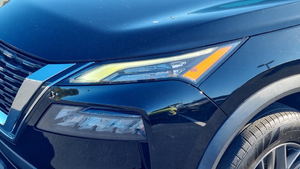 Used 2022 Nissan Rogue S FWD image 26