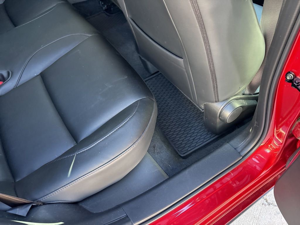 Used 2022 MAZDA MAZDA3 s image 24