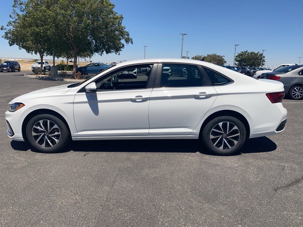 New 2025 Volkswagen Jetta S image 4