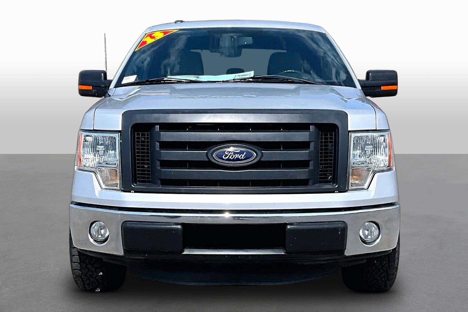 Used 2013 Ford F150 XLT w/ Mid Equipment Group RWD image 3