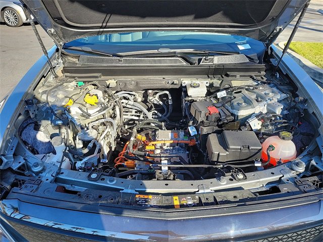 Used 2025 Cadillac Lyriq Sport image 21