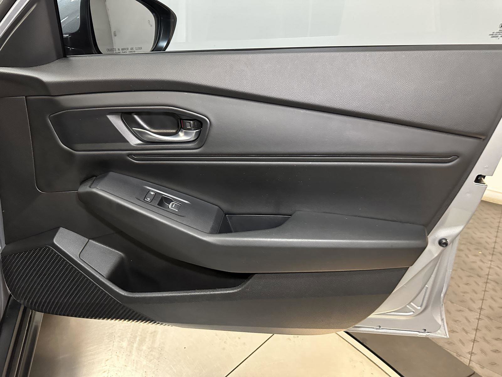 Certified 2024 Honda Accord EX image 37