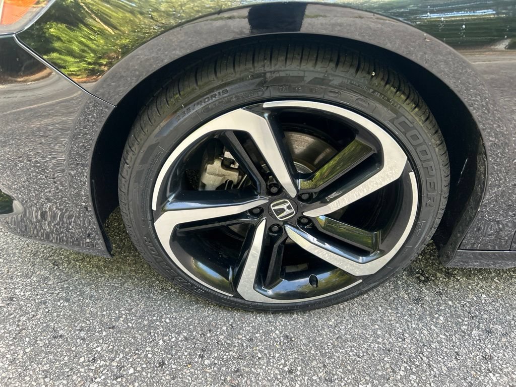 Used 2022 Honda Accord Sport image 11