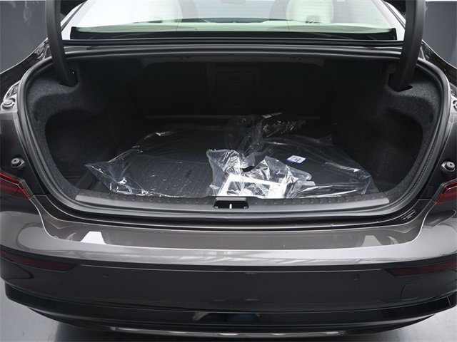 Used 2025 Volvo S60 B5 Plus w/ Protection Package Premier image 27