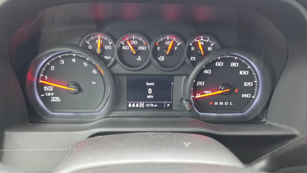 Used 2025 Chevrolet Silverado 1500 Custom Trail Boss w/ LPO, Dark Essentials Package AWD/4WD image 17