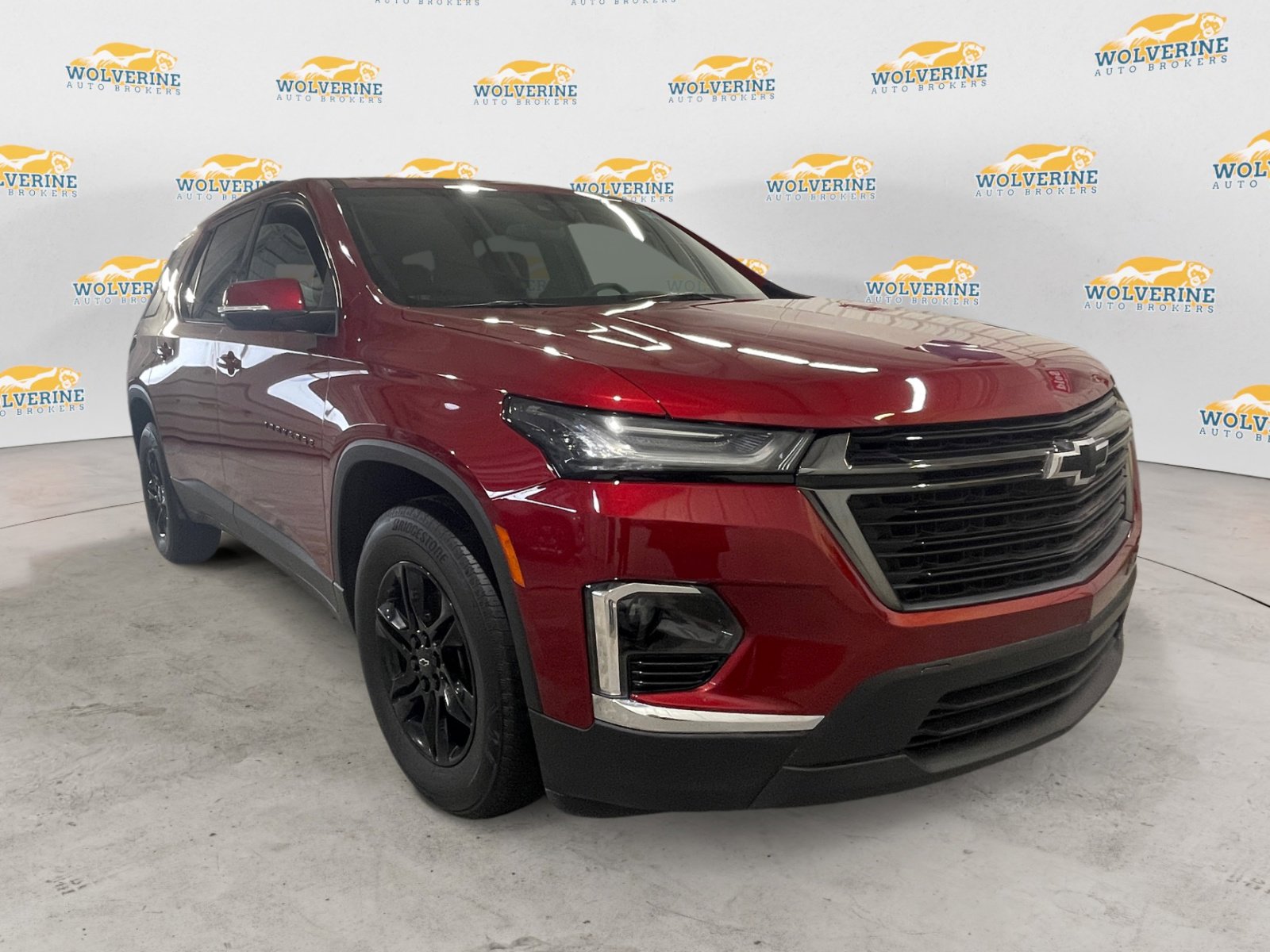 Used 2023 Chevrolet Traverse LT w/ Midnight/Sport Edition image 7