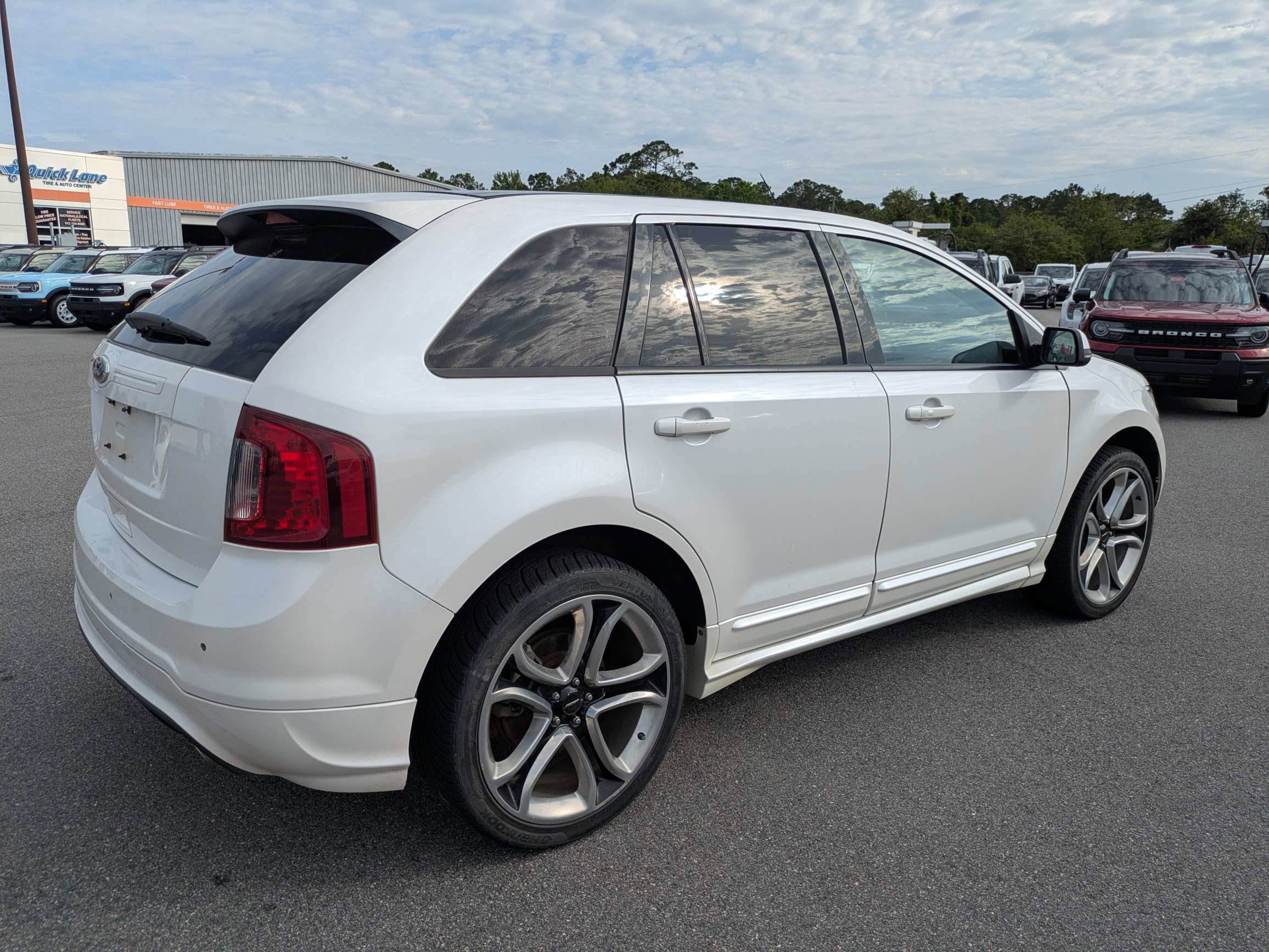 Used 2013 Ford Edge Sport w/ Driver Entry Pkg FWD image 4