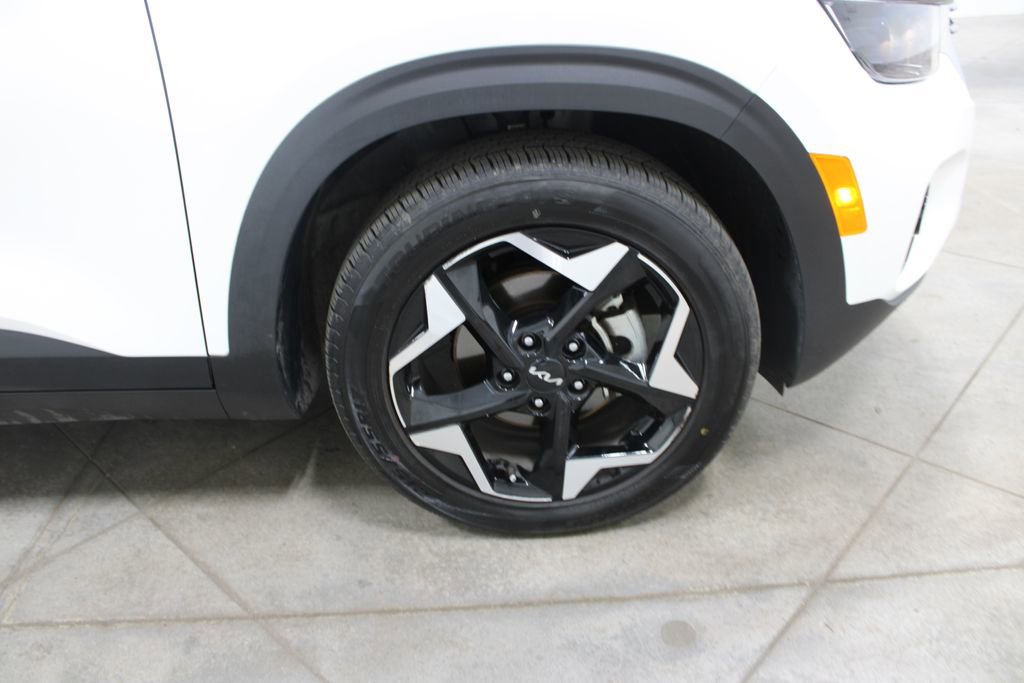 Used 2025 Kia Seltos S image 36