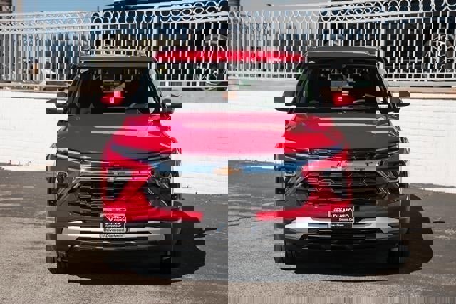 Used 2026 Chevrolet TrailBlazer LT w/ Driver Confidence Package image 3