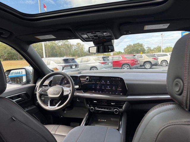 New 2026 Chevrolet Suburban RST image 15