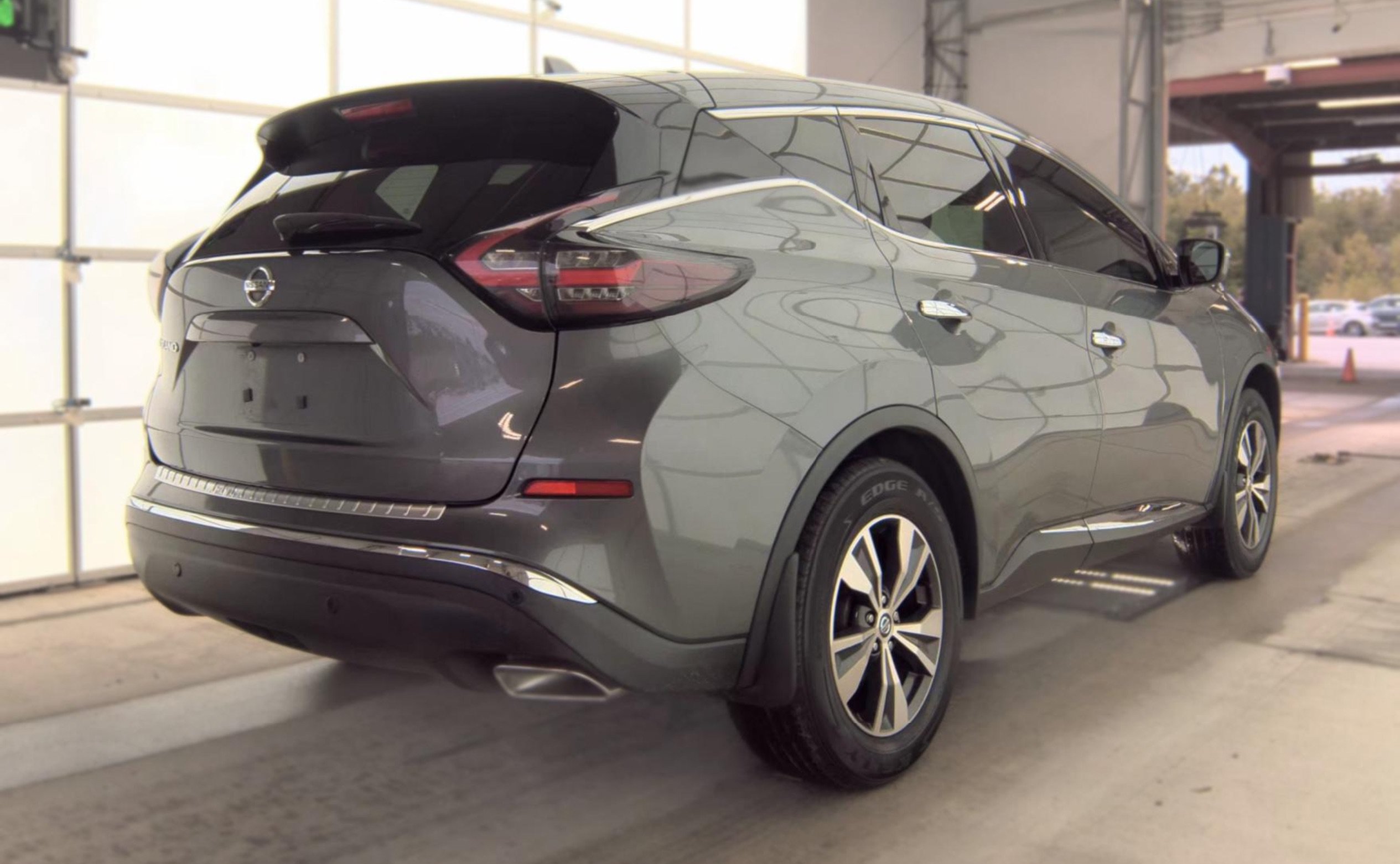 Used 2020 Nissan Murano S w/ Technology Package FWD image 3