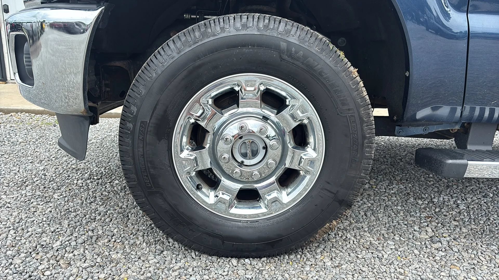 Used 2016 Ford F250 XLT w/ XLT Premium Package AWD/4WD image 12