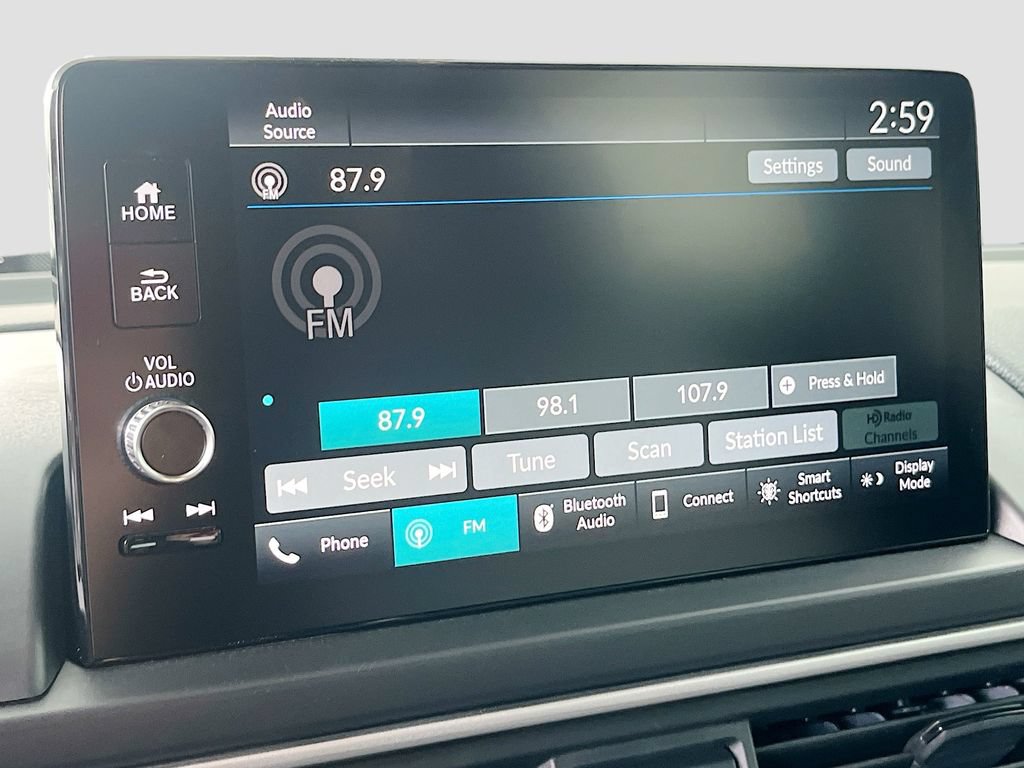 Used 2025 Honda Pilot EX-L image 15