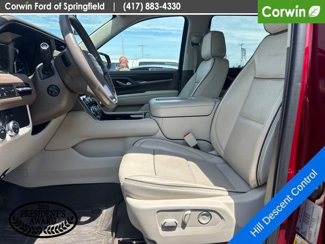 Used 2021 GMC Yukon Denali w/ LPO, Illumination Package AWD/4WD image 10