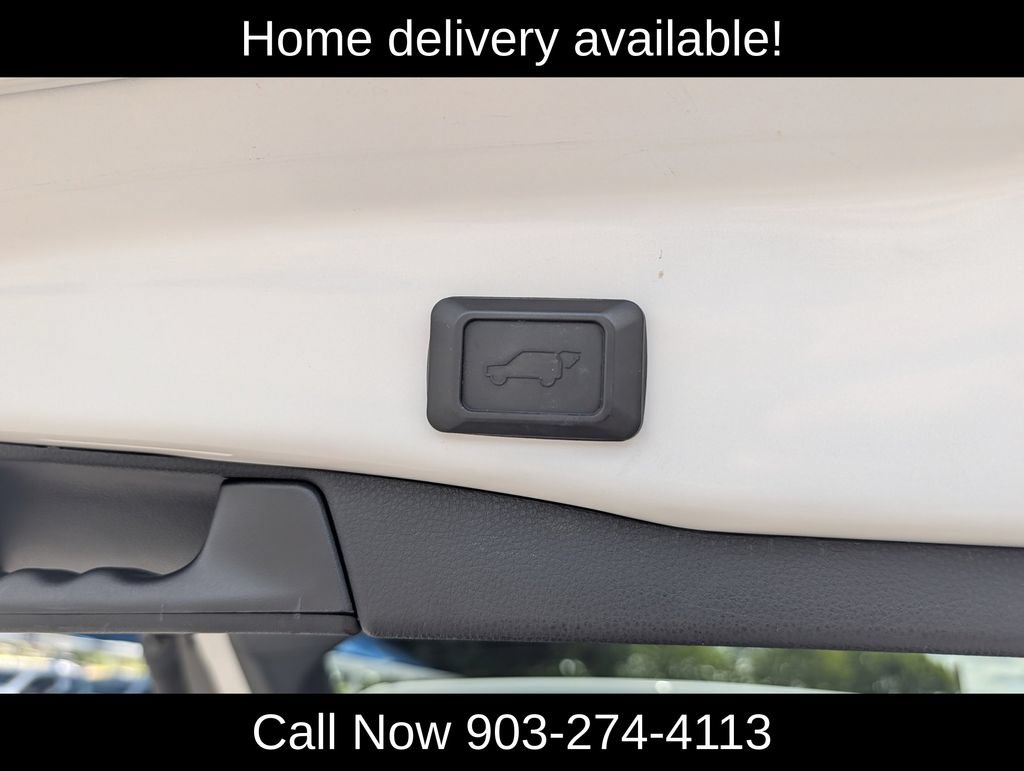 Used 2022 Toyota RAV4 XLE w/ Convenience Package AWD/4WD image 32