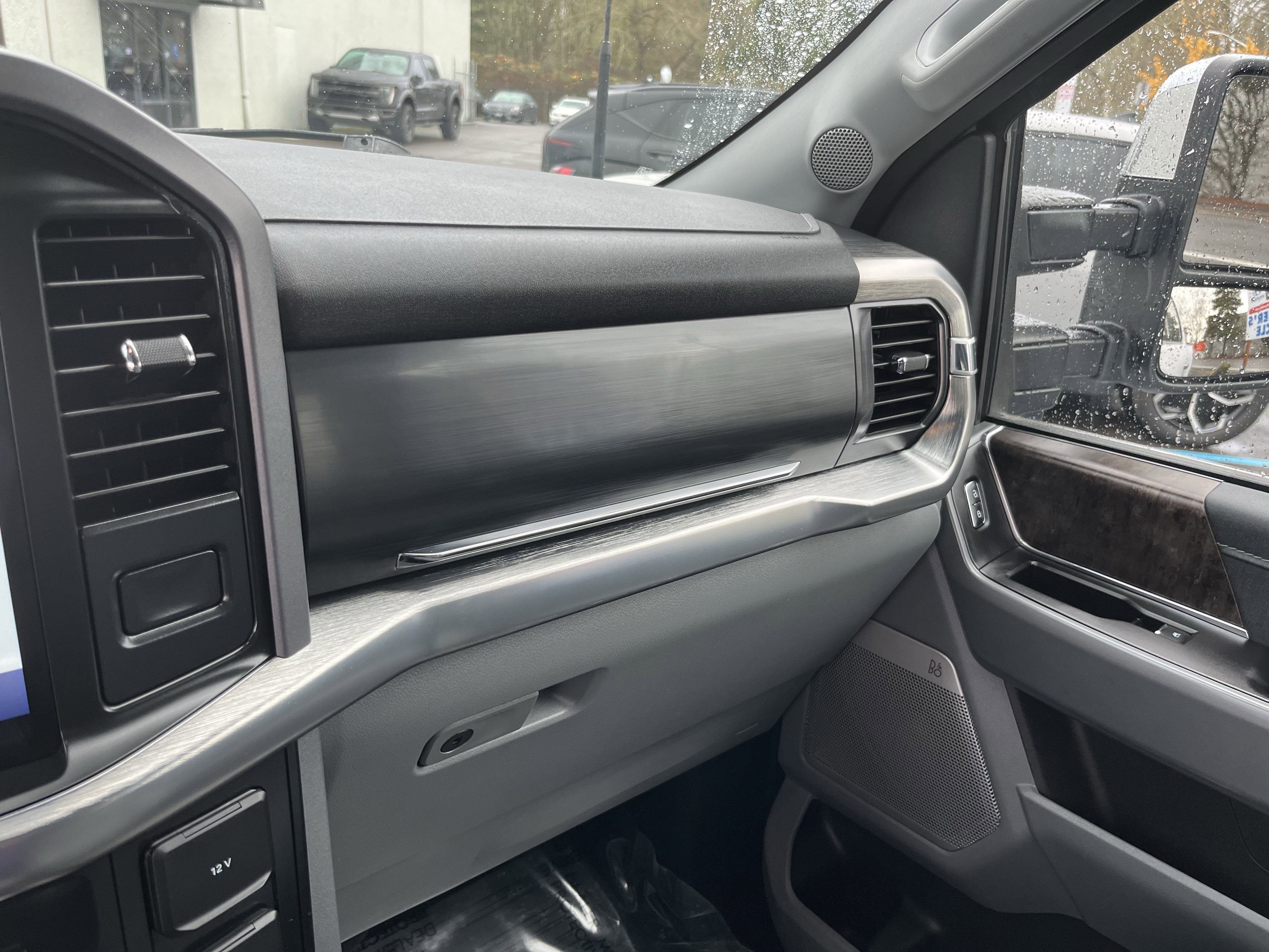 Used 2023 Ford F150 Lariat w/ Equipment Group 502A High image 24