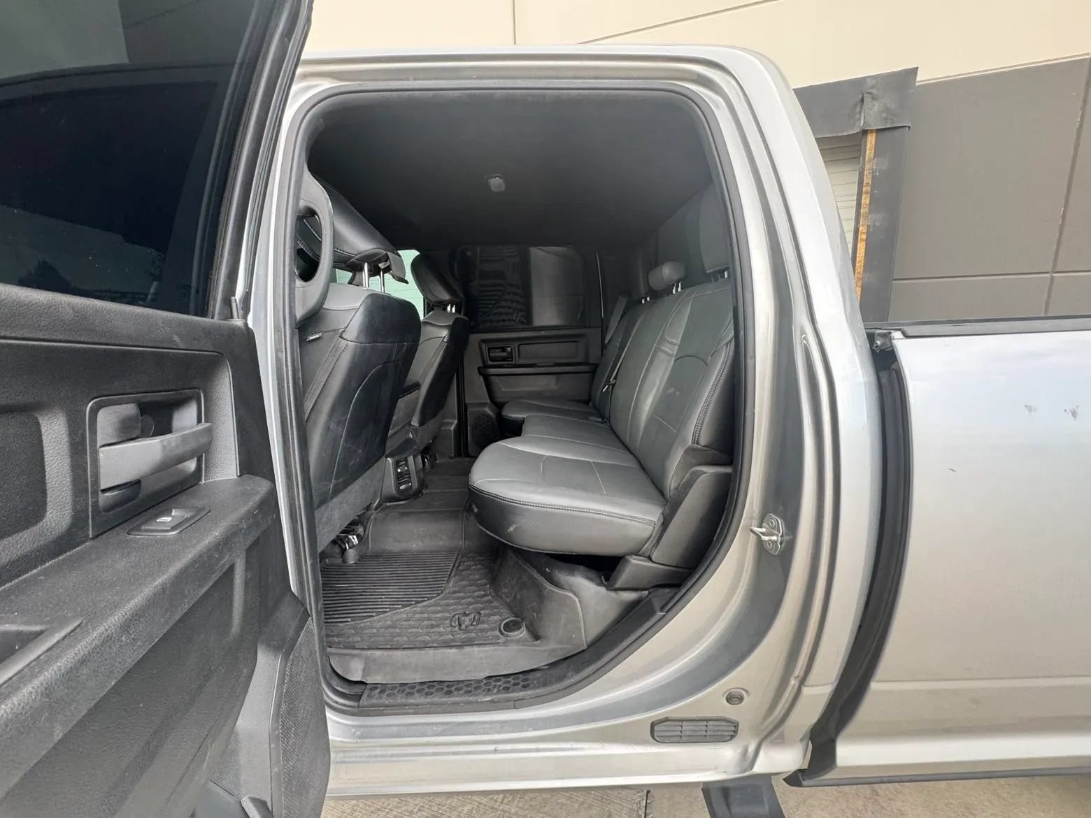 Used 2022 RAM 3500 Tradesman AWD/4WD image 14