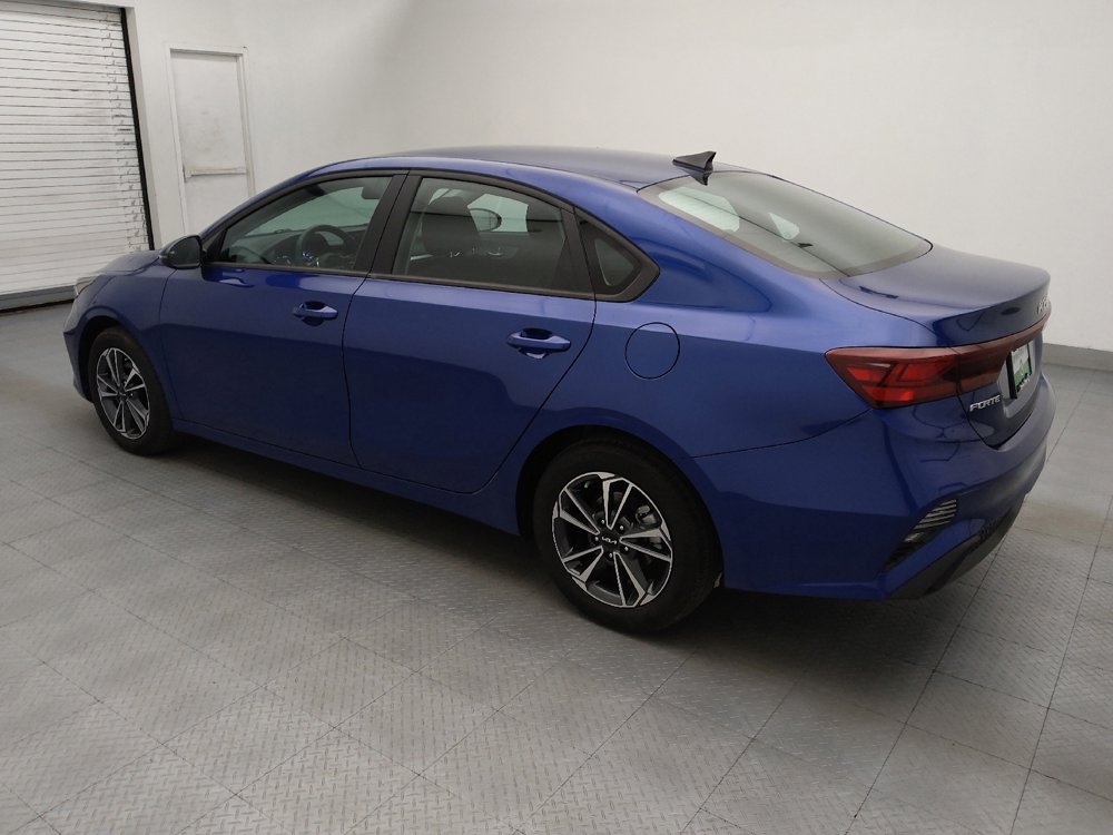 Used 2024 Kia Forte LXS w/ LXS Technology Package FWD image 3
