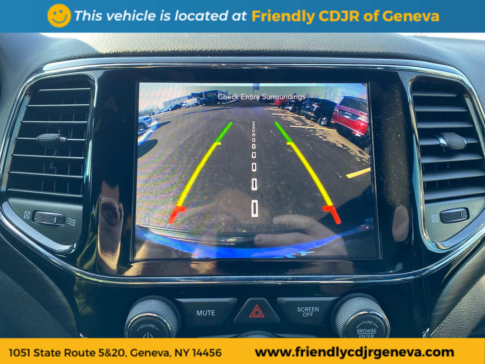 Used 2020 Jeep Grand Cherokee Altitude image 17