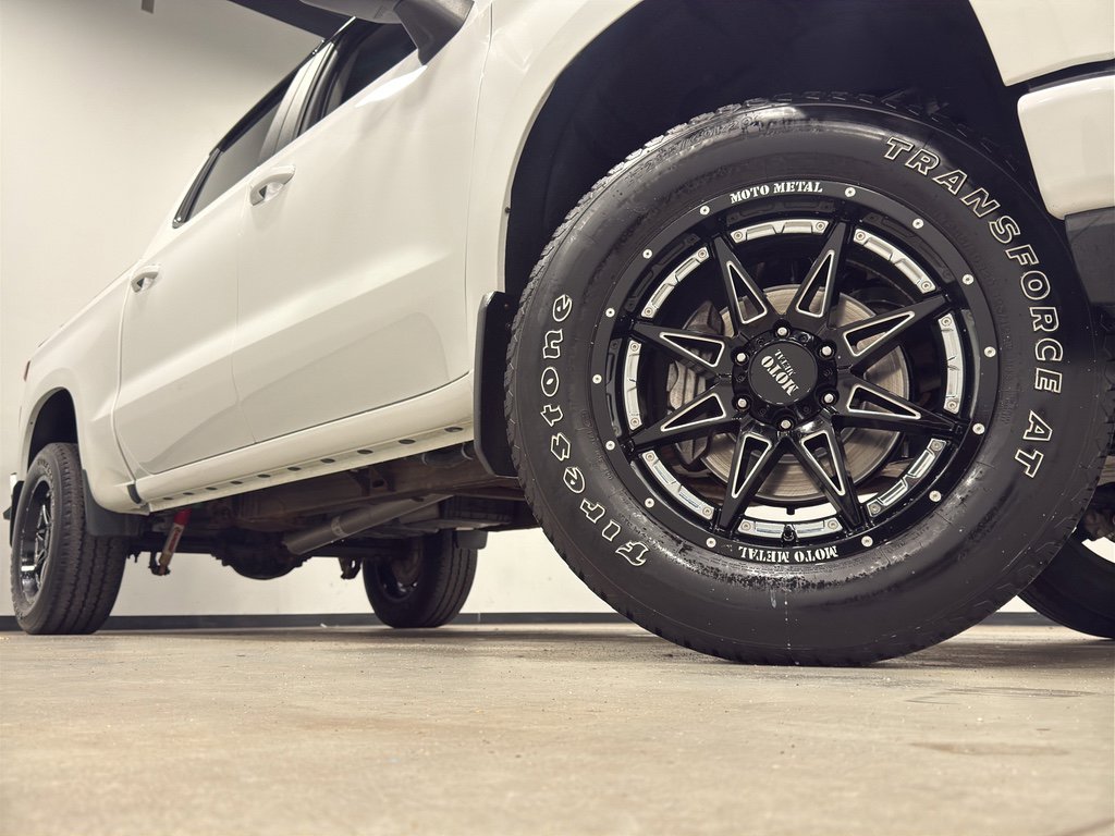 Used 2020 Chevrolet Silverado 1500 RST image 2