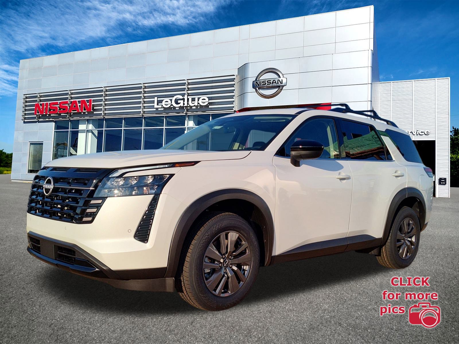 New 2026 Nissan Pathfinder SV