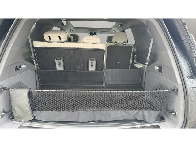 Used 2026 Cadillac Escalade IQL Sport 1 w/ LPO, Floor Liner Package AWD/4WD image 27
