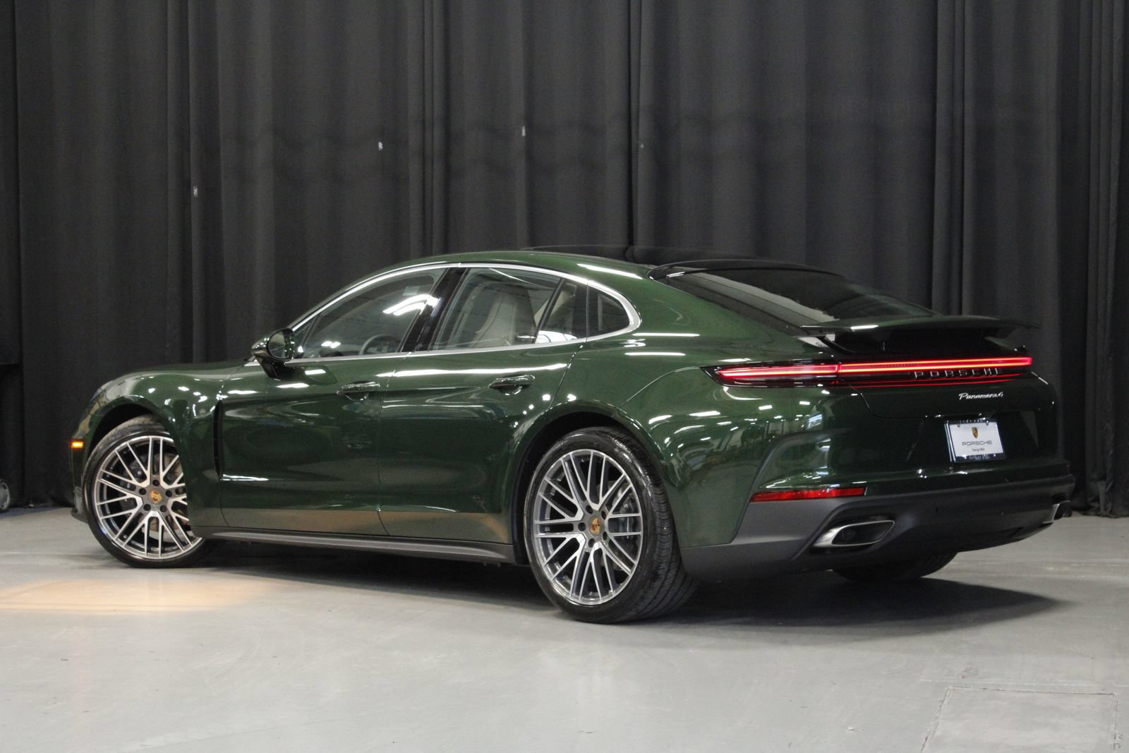 New 2026 Porsche Panamera 4 AWD/4WD image 3