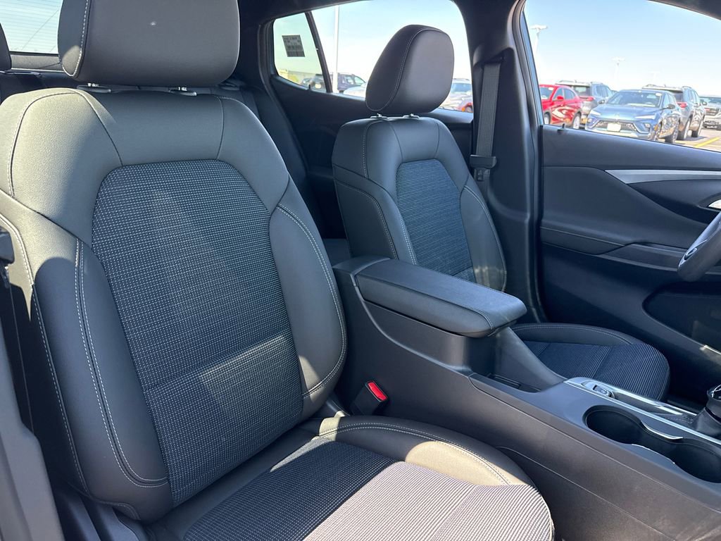 New 2026 Buick Envista Preferred FWD image 35