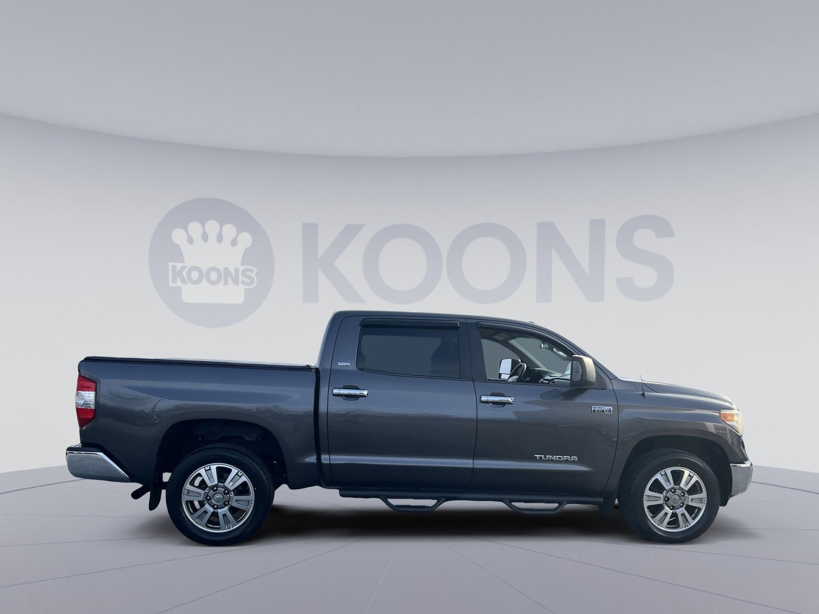 Used 2015 Toyota Tundra SR5 image 8