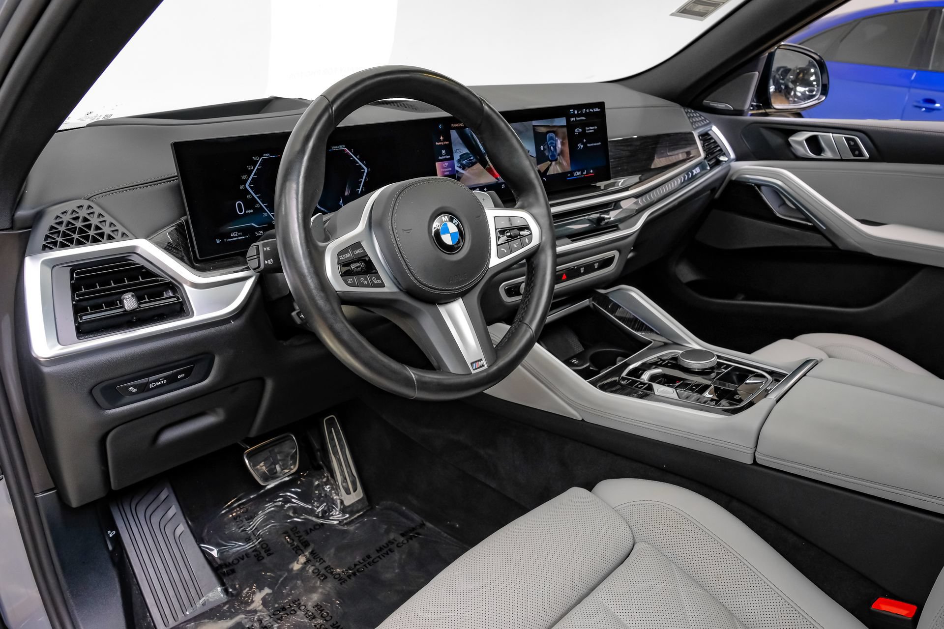 Used 2026 BMW X6 xDrive40i AWD/4WD image 3