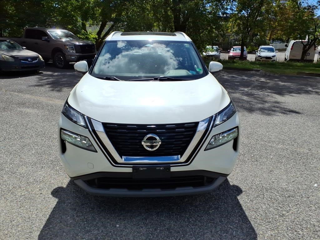 Used 2021 Nissan Rogue SV w/ Premium Package image 8