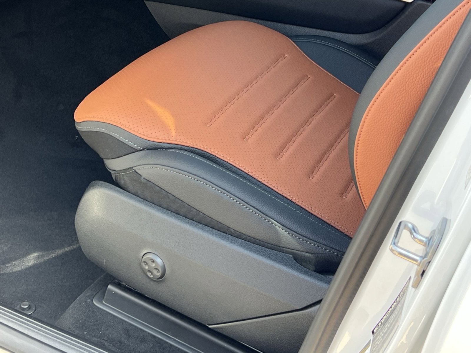 New 2026 Mercedes-Benz GLC 300 4MATIC image 12