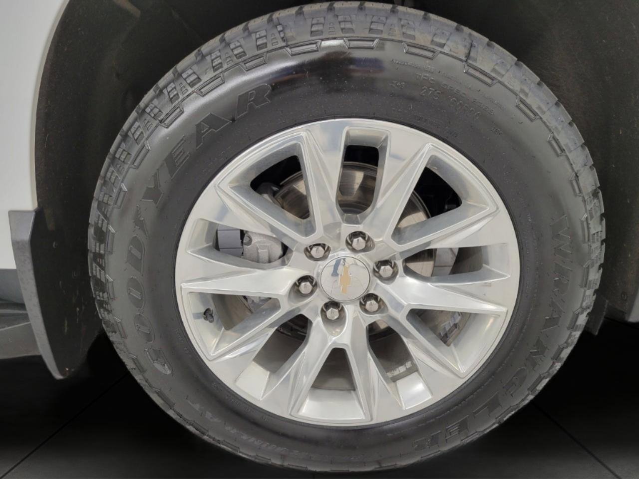 Certified 2023 Chevrolet Tahoe Premier AWD/4WD image 3