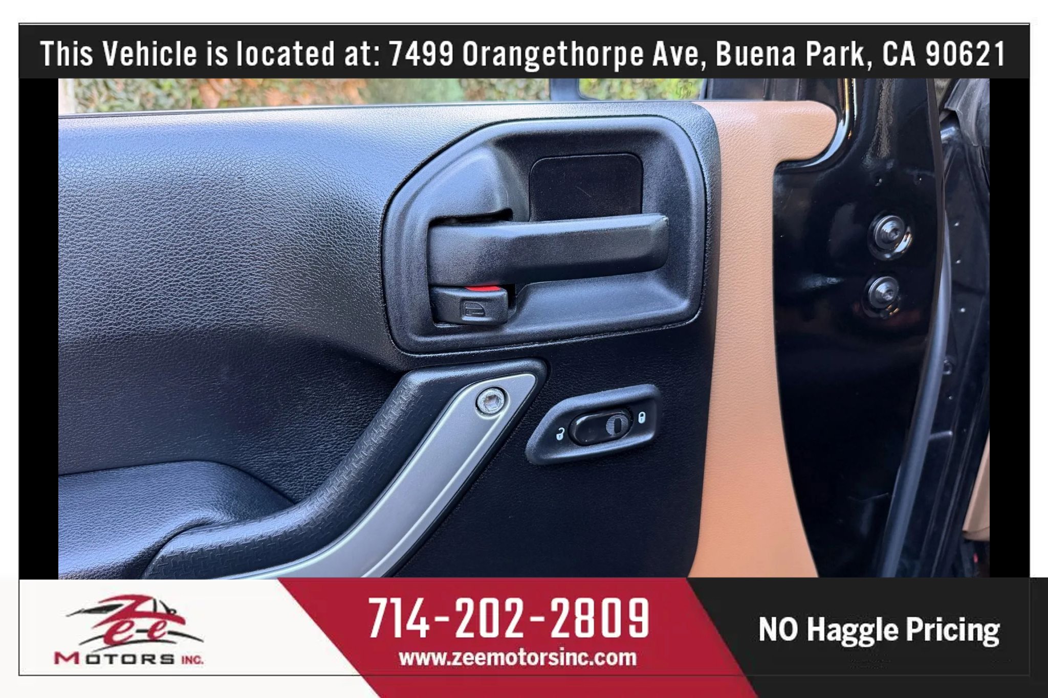 Used 2013 Jeep Wrangler Unlimited Sahara w/ Connectivity Group image 40