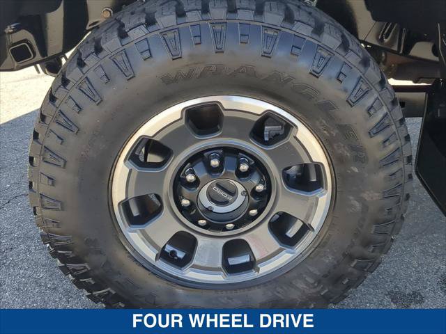 Certified 2024 Ford F350 Lariat w/ Tremor Off-Road Package AWD/4WD image 9