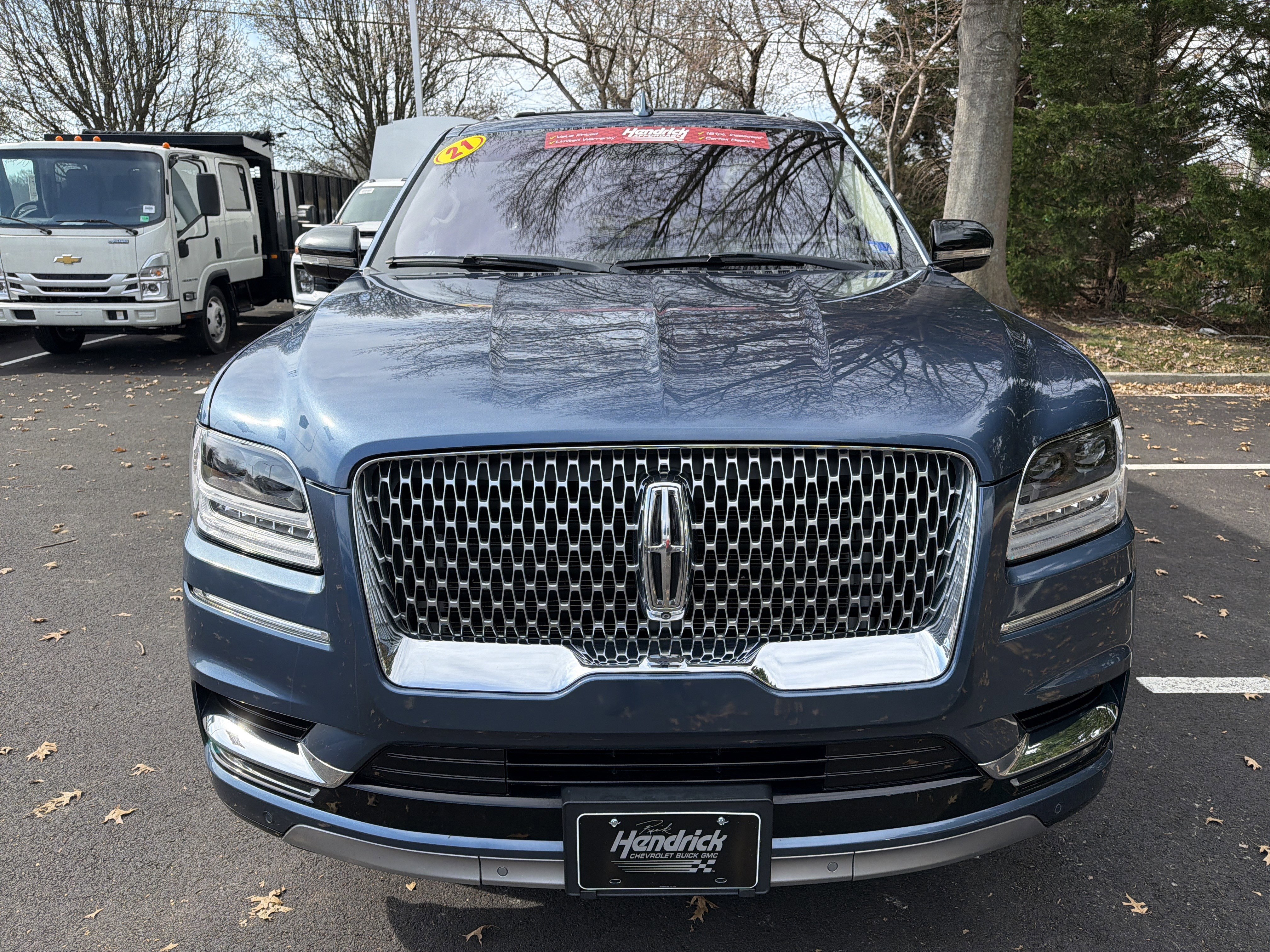 Used 2020 Lincoln Navigator L Reserve w/ Luxury Package image 3