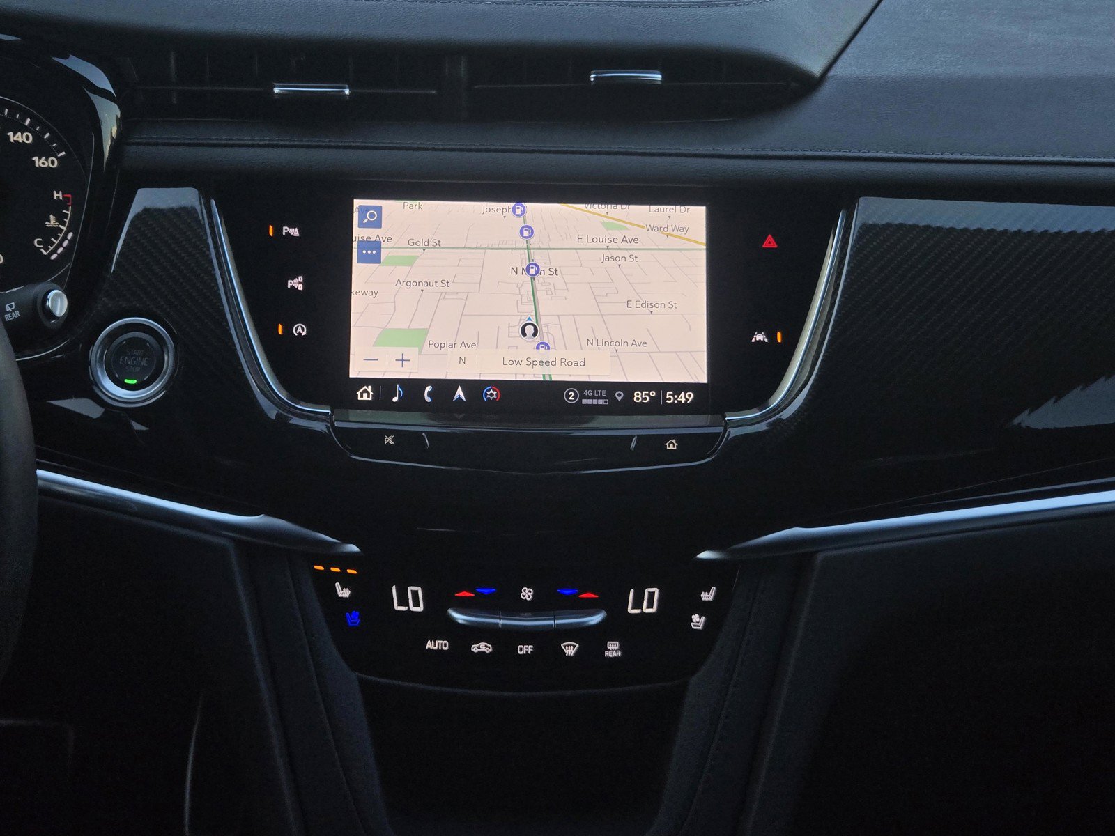 Used 2025 Cadillac XT6 Sport w/ Technology Package AWD/4WD image 11